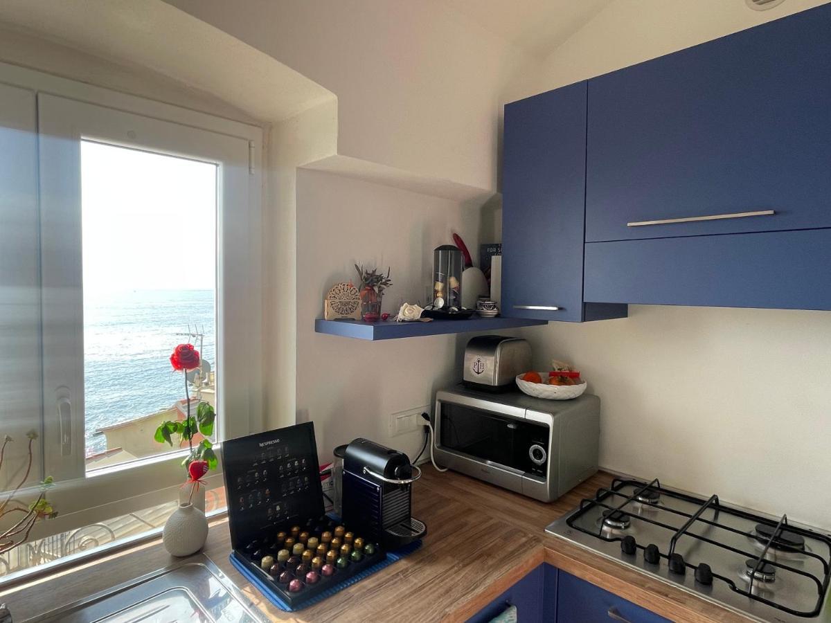 Moonlight In Boccadasse Appartement Genua Buitenkant foto